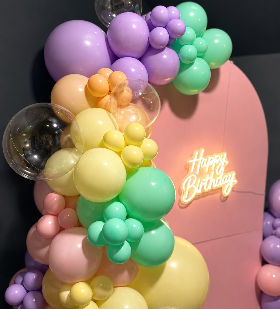 Pastel Arch & Balloon Architecture